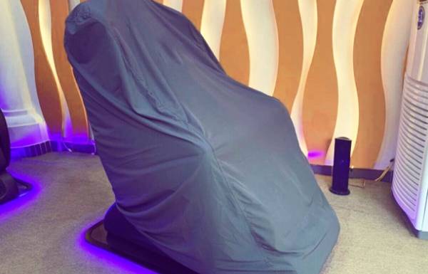Áo trùm ghế massage giải pháp cho việc mua ghế về bỏ xó