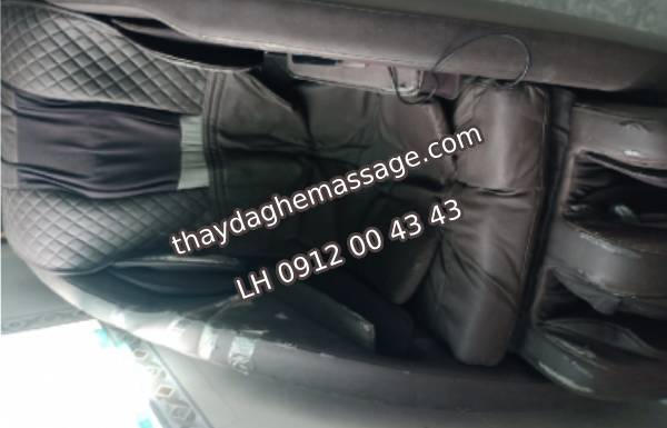 Da ghế massage mới thay đã bong tróc tiền nào của ấy